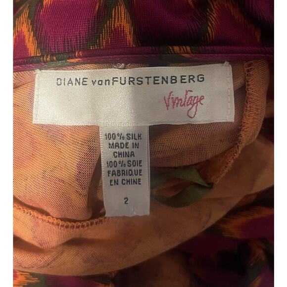 Diane von Furstenberg Vtg Women's 2 Multicolor Julian Silk Wrap Midi Dress EUC - Picture 3 of 3